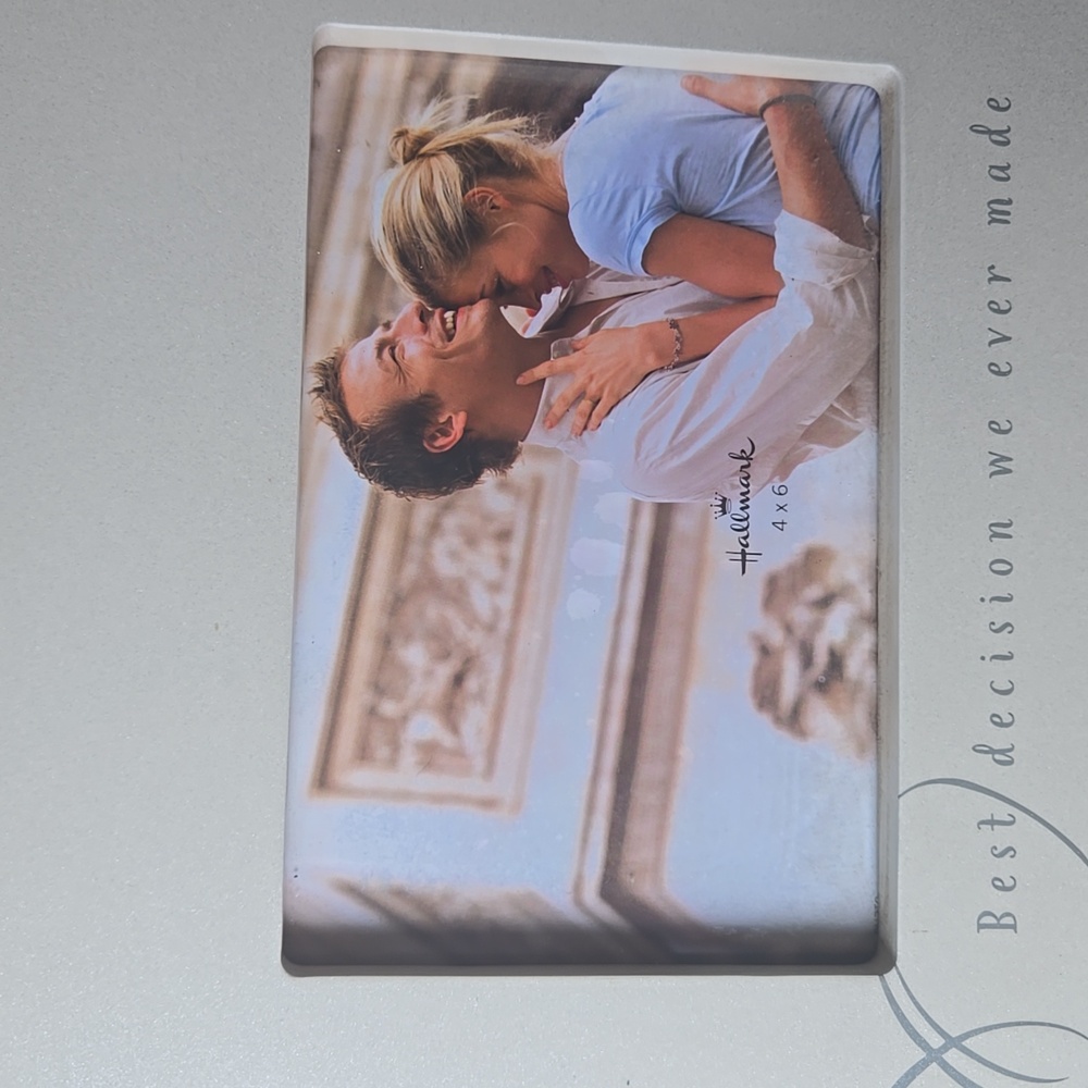 Hallmark White Photo Frame - Picture 6 of 6